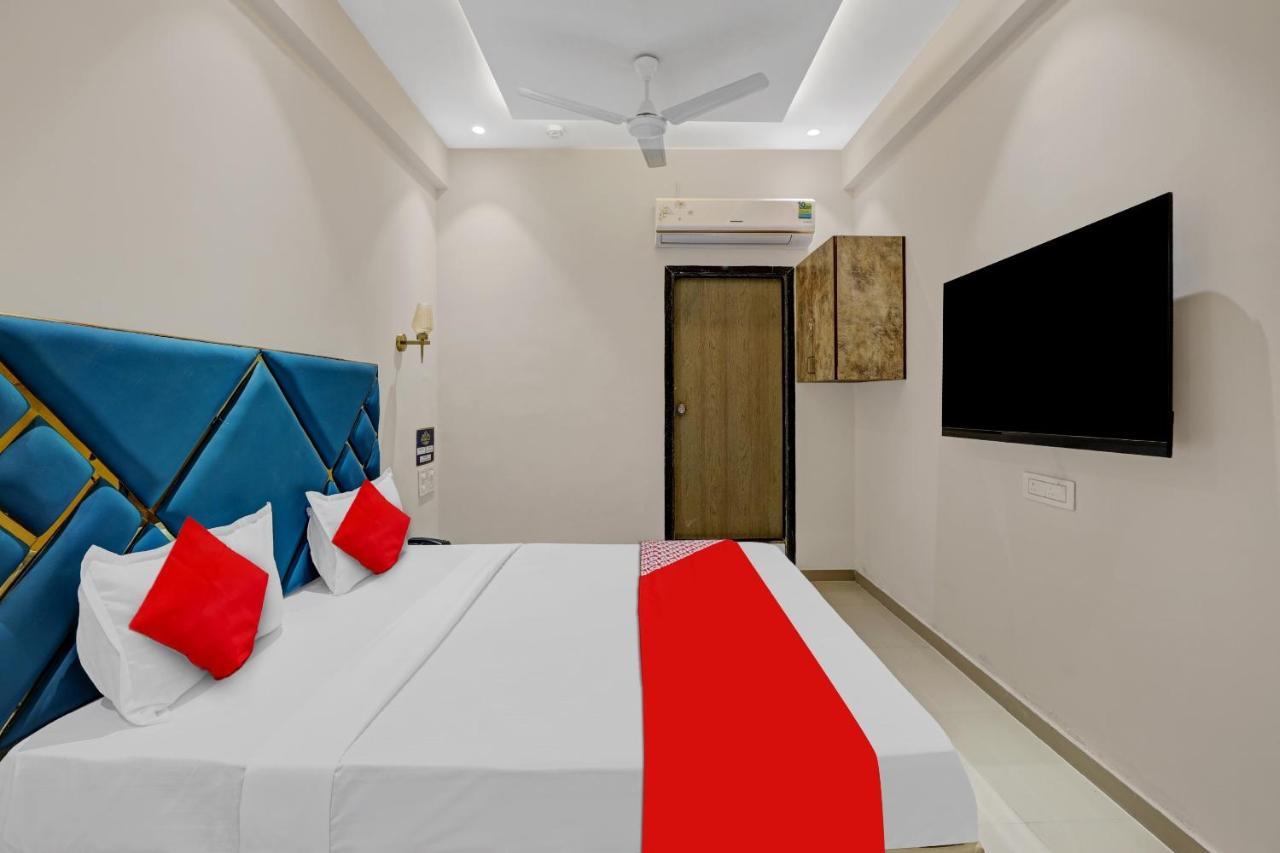 Hotel O Shree Palace Utrān Eksteriør bilde