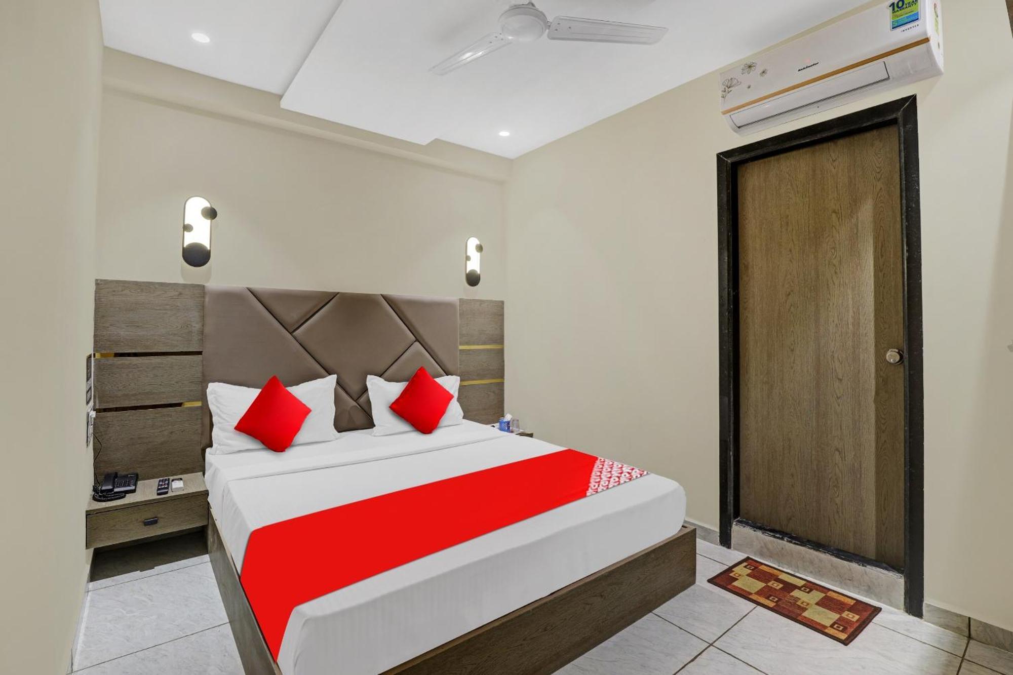 Hotel O Shree Palace Utrān Eksteriør bilde